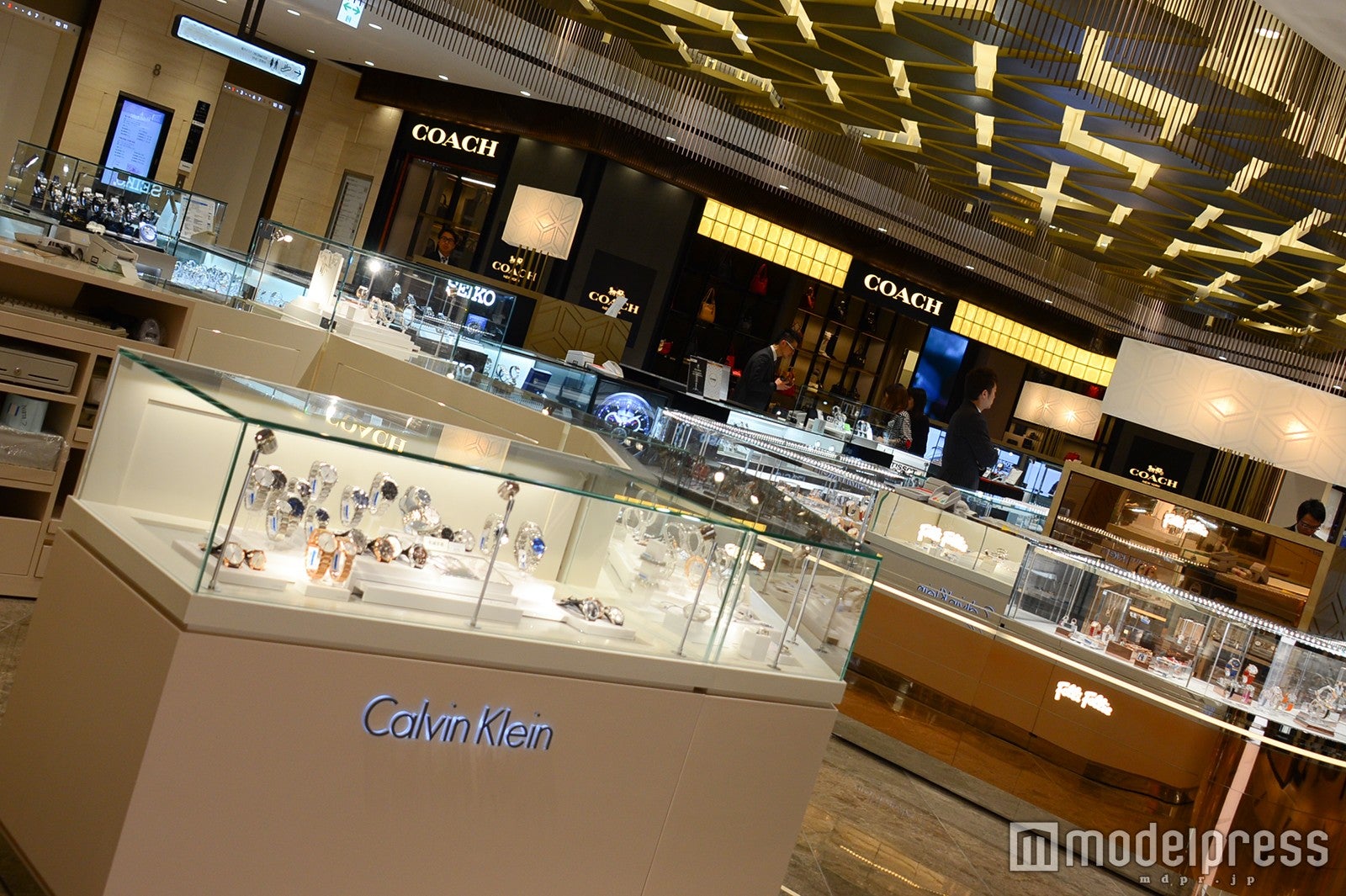 ロッテ免税店（C）モデルプレス