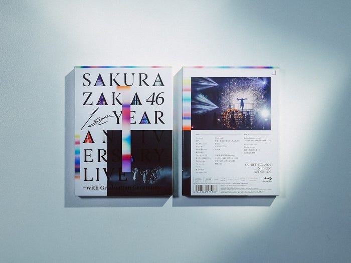 櫻坂46「1st YEAR ANNIVERSARY LIVE ~with Graduation Ceremony~」パッケージビジュアル写真(提供写真)