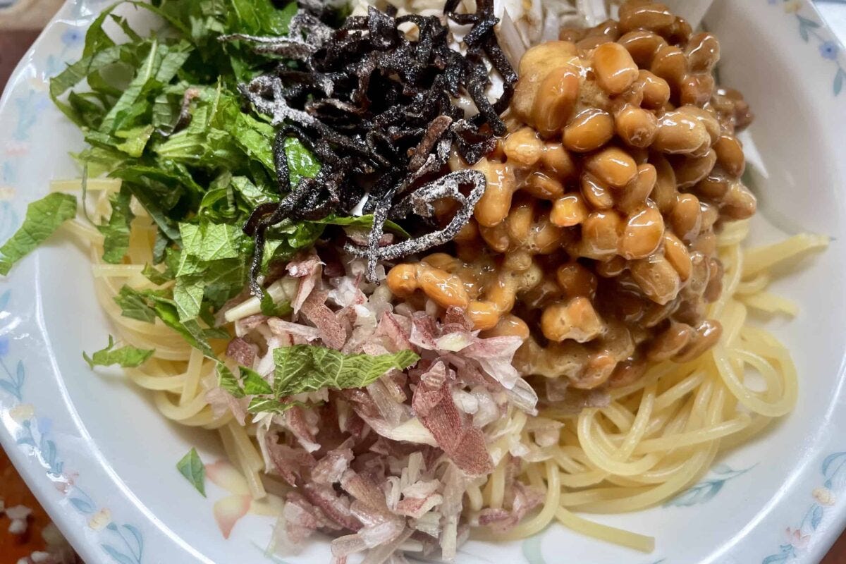 薬味たっぷり納豆パスタ