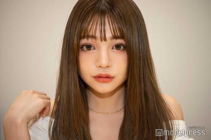 圧倒的な眼力に吸い込まれそう…(C)モデルプレス