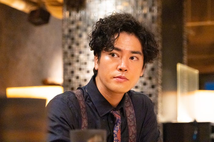 桐谷健太「ケイジとケンジ、時々ハンジ。」第3話より(C)テレビ朝日