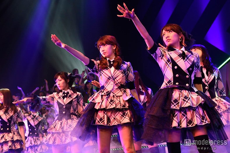 「AKB48リクエストアワーセットリストベスト1035 2015」5日目（C）AKS