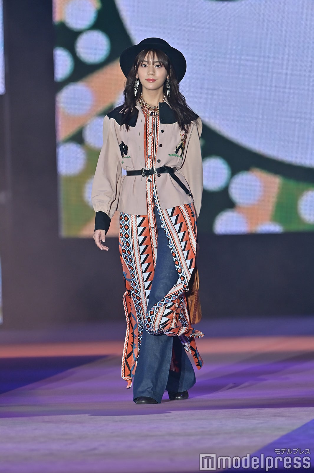 （C）モデルプレス