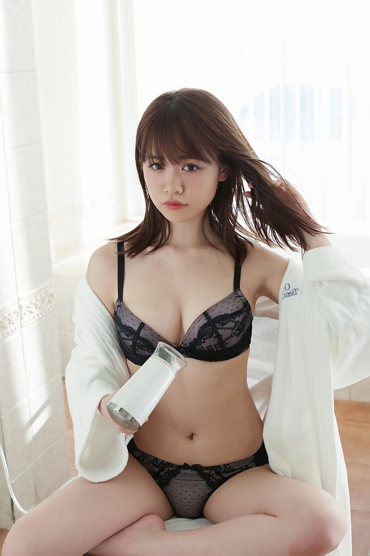 菅本裕子エロ 画像14/17) 菅本裕子（ゆうこす）、水着＆ランジェリーで“モテボディ”開放 最初で最後の試み - モデルプレス
