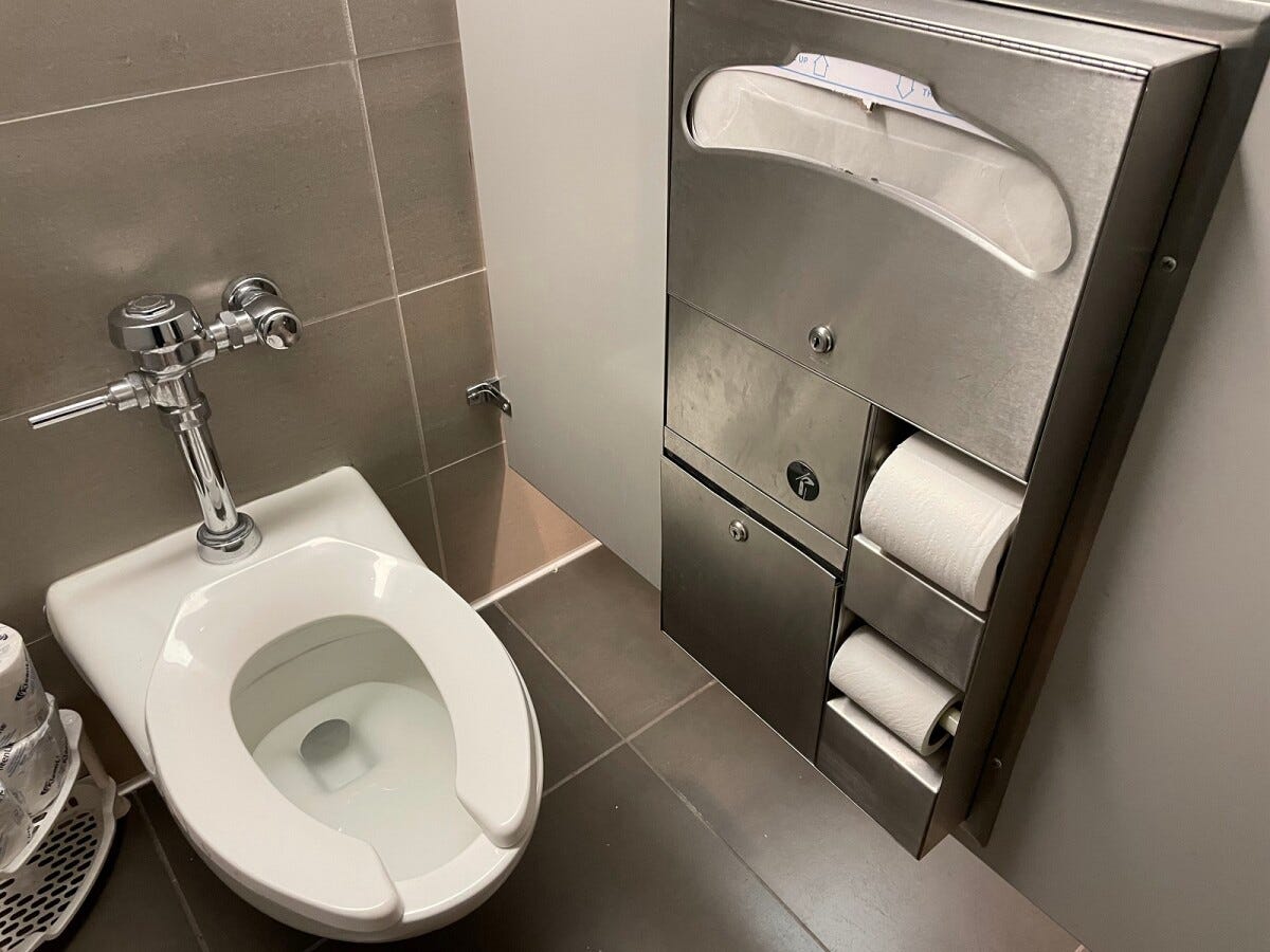 ロサンゼルスのトイレの様子