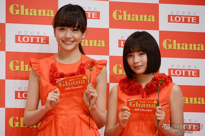 (左から)松井愛莉、広瀬すず