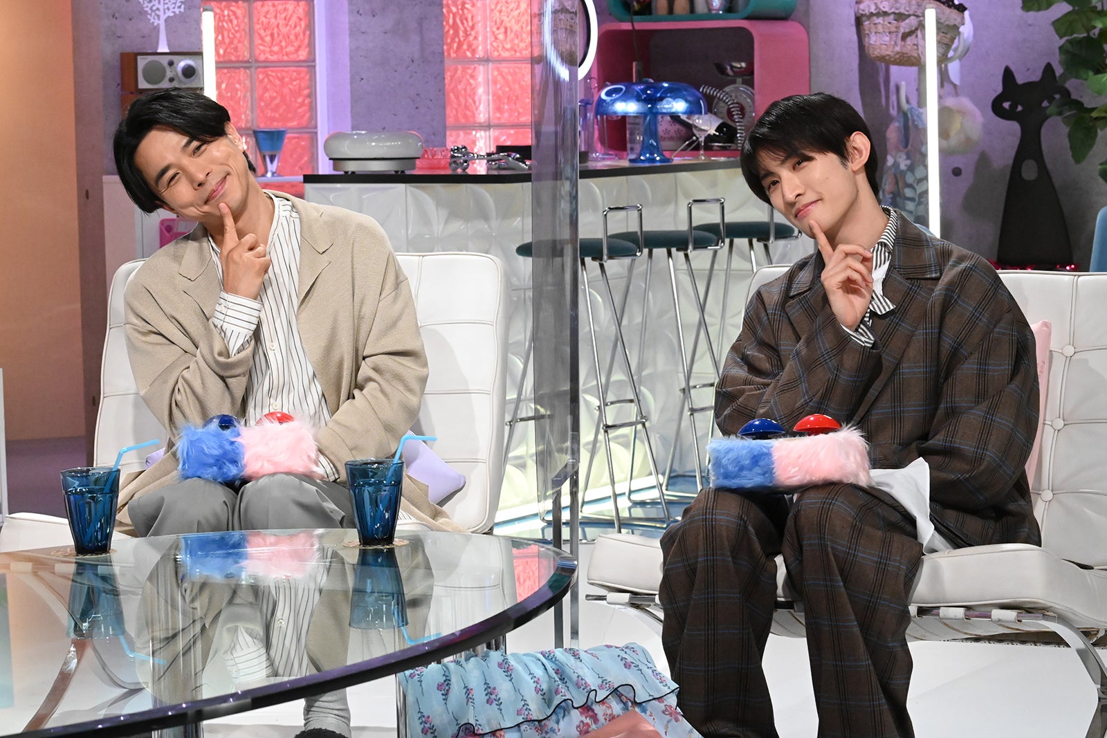 Snow Man向井康二、ジャニーズの恋愛トーク事情明かす ラウール＆目黒蓮のマル秘会話も