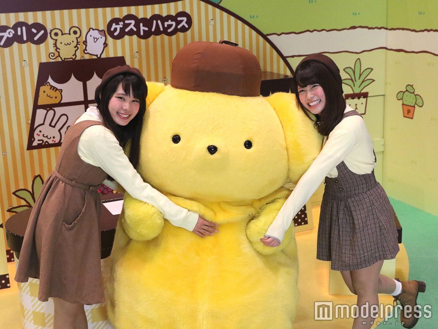 ポムポムプリン誕生20周年をお祝い もふもふおしりのフードが可愛いすぎ♡