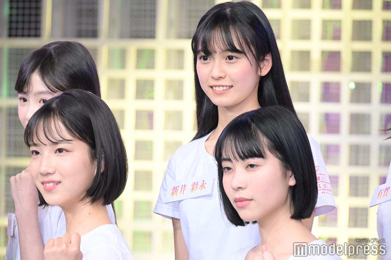 （前列左から）大橋小春、大嵩愛花（後列左から）鈴木悠華、新井彩永 （C）モデルプレス