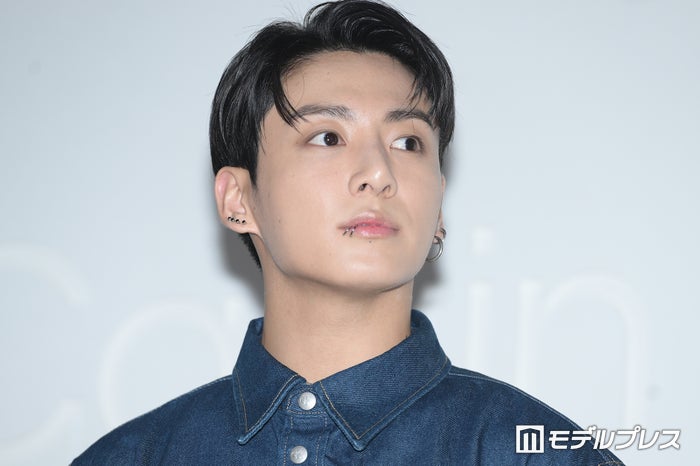 入隊中のBTSジョングク、豪華新居を一部公開＆注意喚起「訪ねて来ないで」