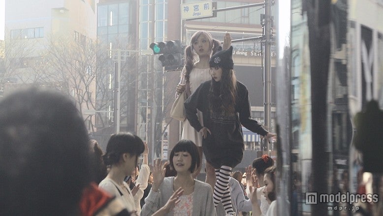 AMOYAMO／ファッションブランド「E hyphen world gallery」の新CM「AMOYAMO in 原宿」篇