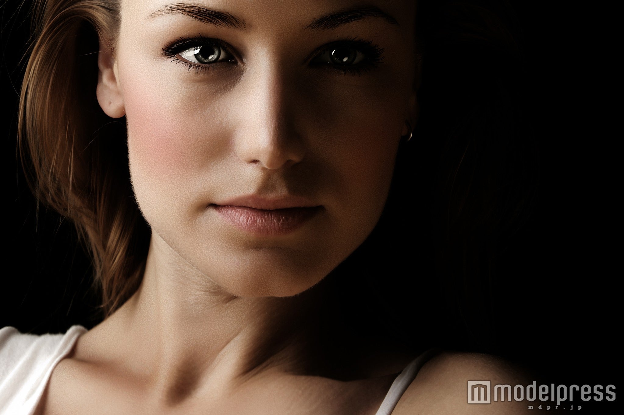 おデブさんにありがち。間食をしてしまう人の特徴(Photo by Anna Omelchenko)