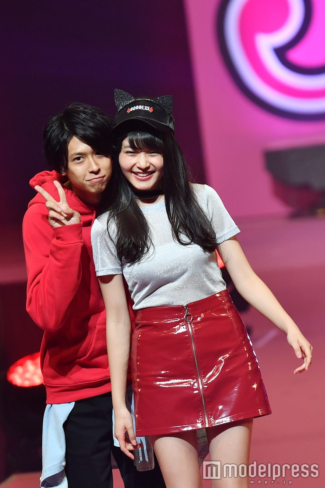 鈴木勝大＆久間田琳加（C）モデルプレス