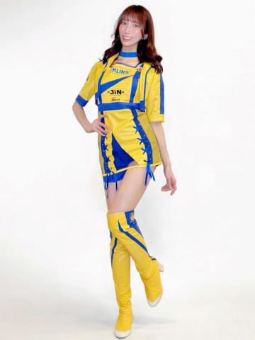 グラビアモデルの板野優花がS耐レースクイーンに就任「チームを盛り上げられるよう頑張ります」