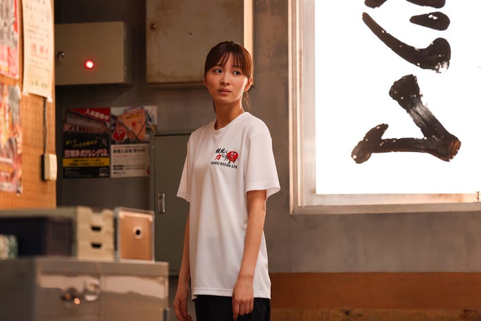 岡崎紗絵「あのクズを殴ってやりたいんだ」第6話(C)TBS