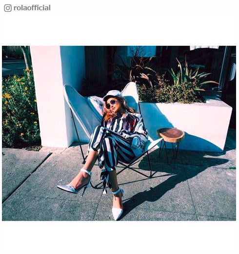 同じ「Off-white」のジャンプスーツを着回し／Instagramより