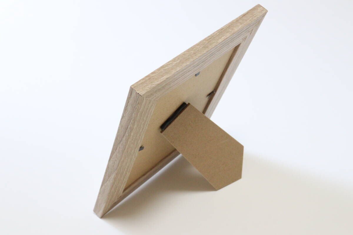 ダイソーのフレームミラー