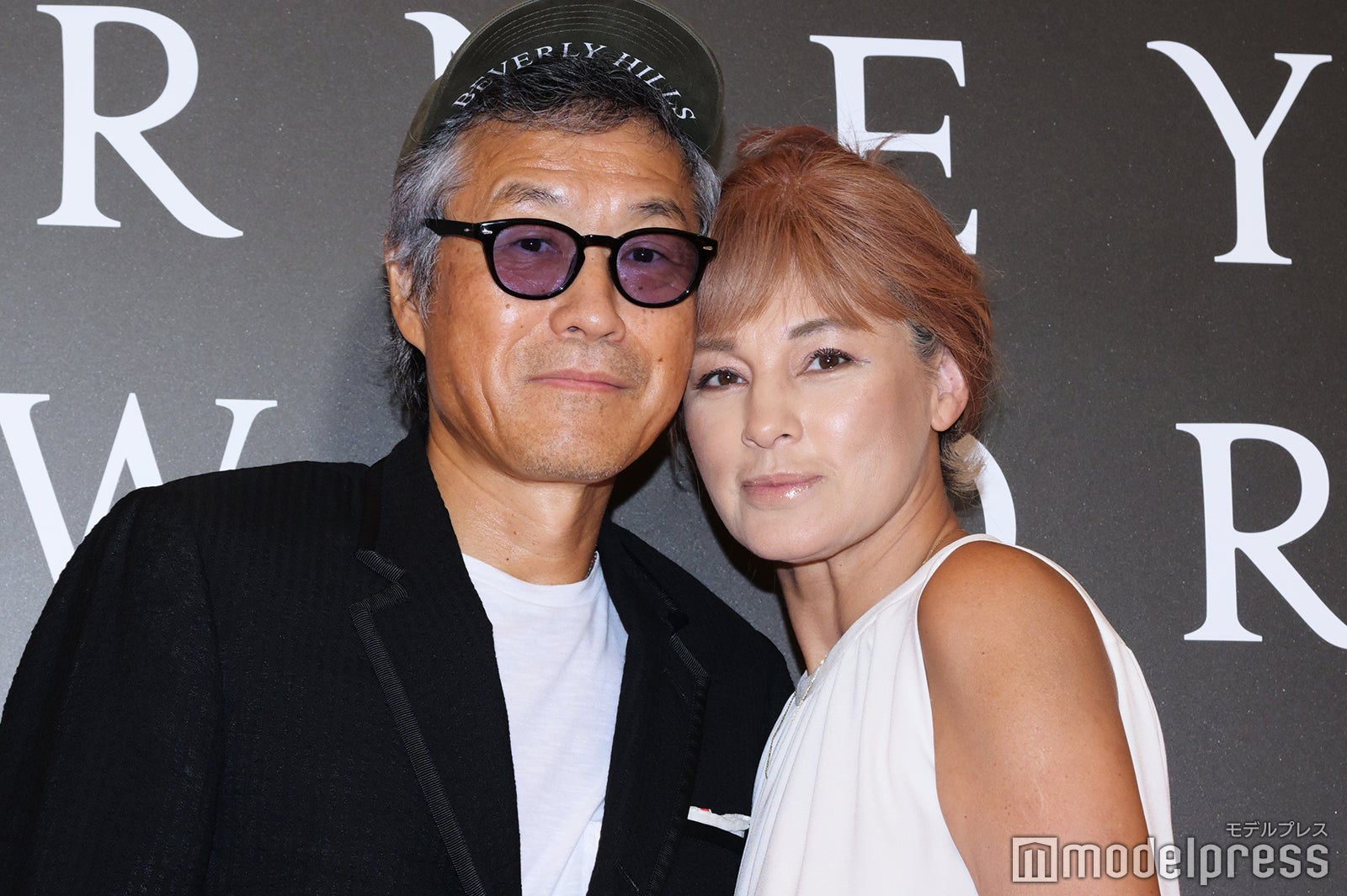 梅宮アンナ、“出会って10日婚”夫と公の場登場でラブラブオーラ全開「手を繋いだりっていうのが日常の普通のこと」