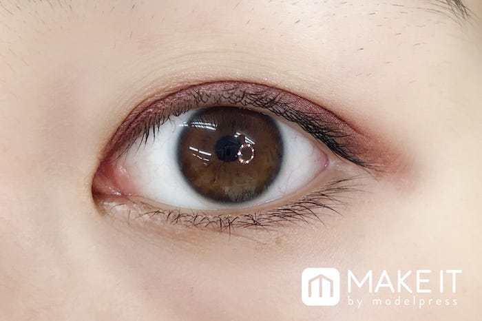 ルナソル/ニュアンスシェイドアイズ/01 Romantic Scene使用 (C)メイクイット