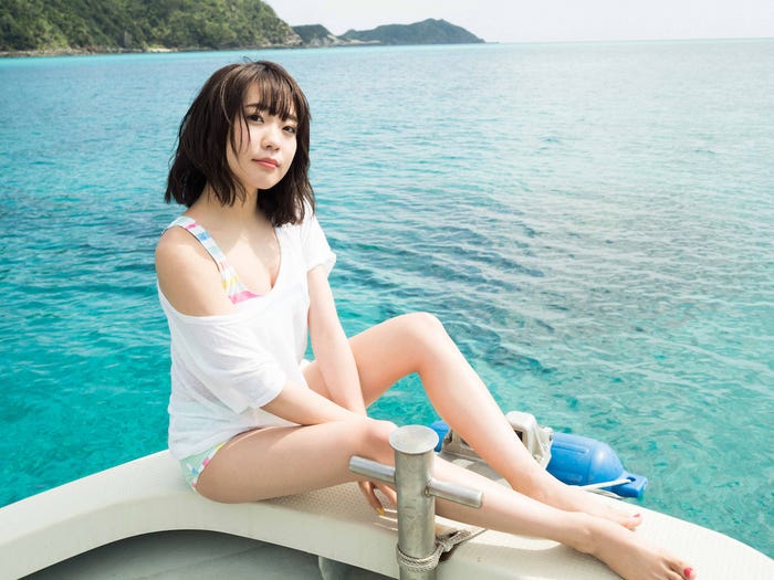 斉藤朱夏1st写真集「裸足。」(東京ニュース通信社刊) 斉藤朱夏(C)モデルプレス