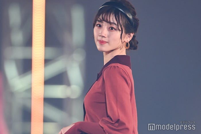 佐々木美玲(C)モデルプレス