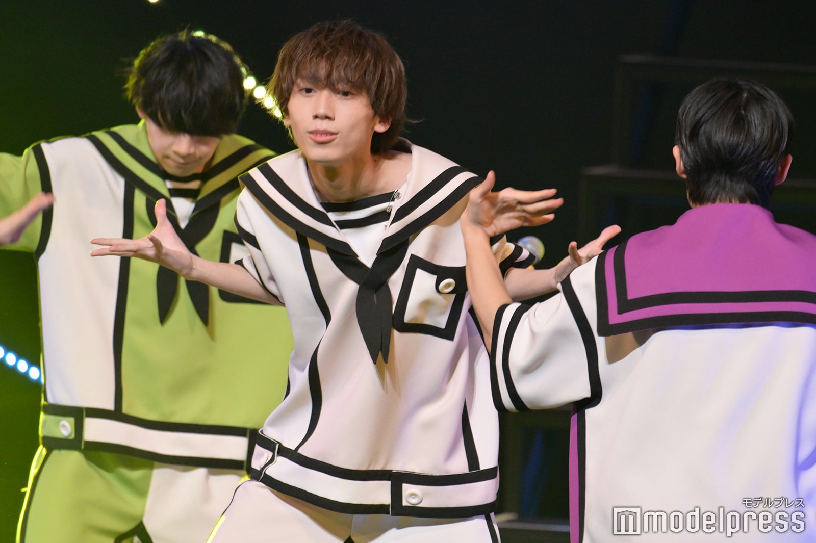 （C）モデルプレス