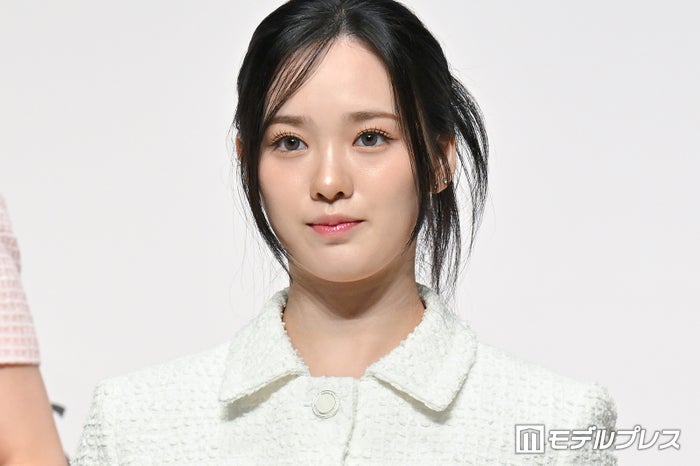 NiziUリオ、新髪色公開 でこ出しショットにファン悶絶「天才」「似合う」