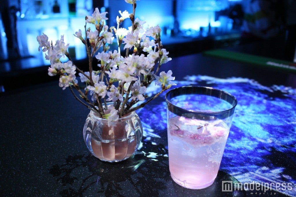 オリジナルドリンク「澪さくら」／画像提供：横浜八景島