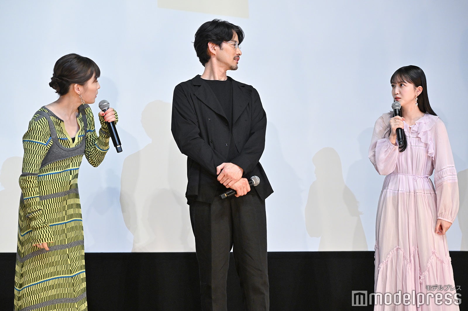 伊藤沙莉、竹野内豊、久保史緒里（C）モデルプレス