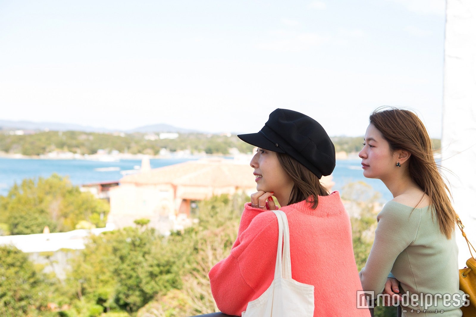 志摩地中海村／モデル：石田一帆、ゆきら（C）モデルプレス