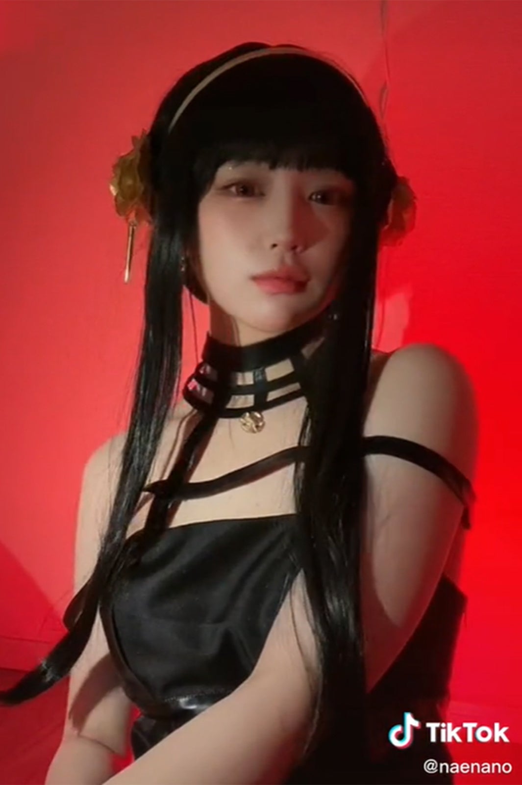 なえなの「SPY×FAMILY」ヨル・フォージャーに変身 美スタイル際立つコスプレ動画公開で「別人みたい」「最強」の声