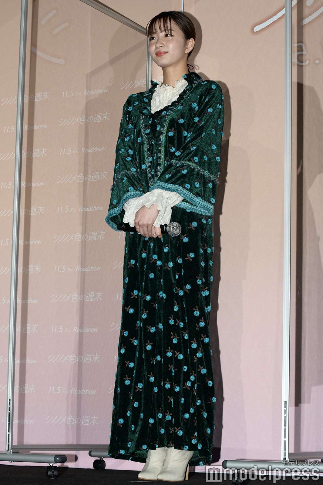 岡崎紗絵（C）モデルプレス