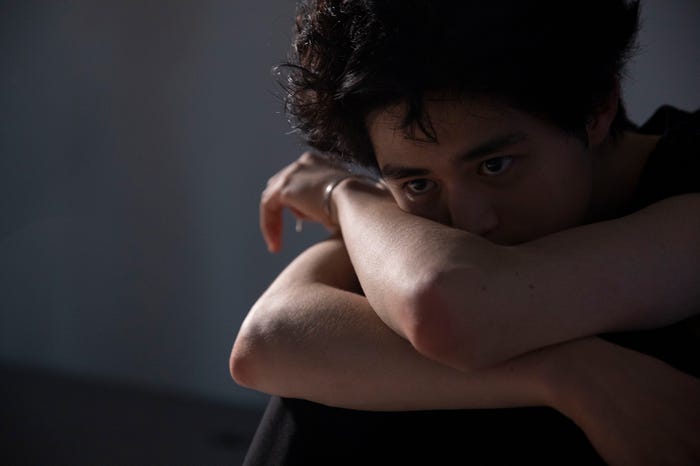 鈴鹿央士ファースト写真集より(画像提供:ワニブックス)