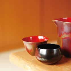 雑貨部門銀賞:斑紫銅片口Tanreii/斑紫銅酒器Tanrei・Houjun 片口1個/酒器2個 69,120円(税込)