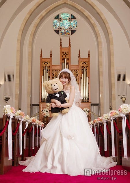 小嶋陽菜(C)Universal Pictures.