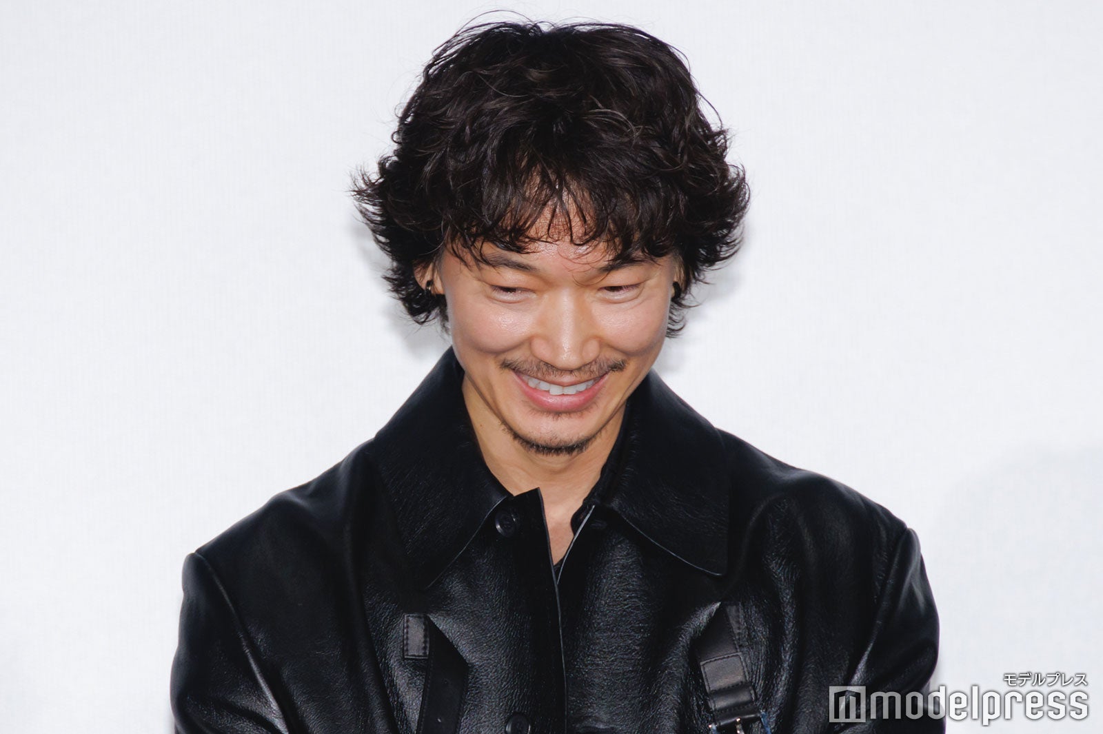 綾野剛（C）モデルプレス