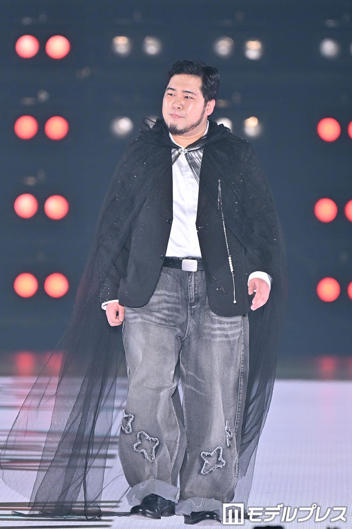 松井ケムリ(C)モデルプレス