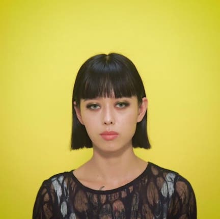 ホラーと可愛さの融合メイク「ブラッドフラワー」に挑戦!