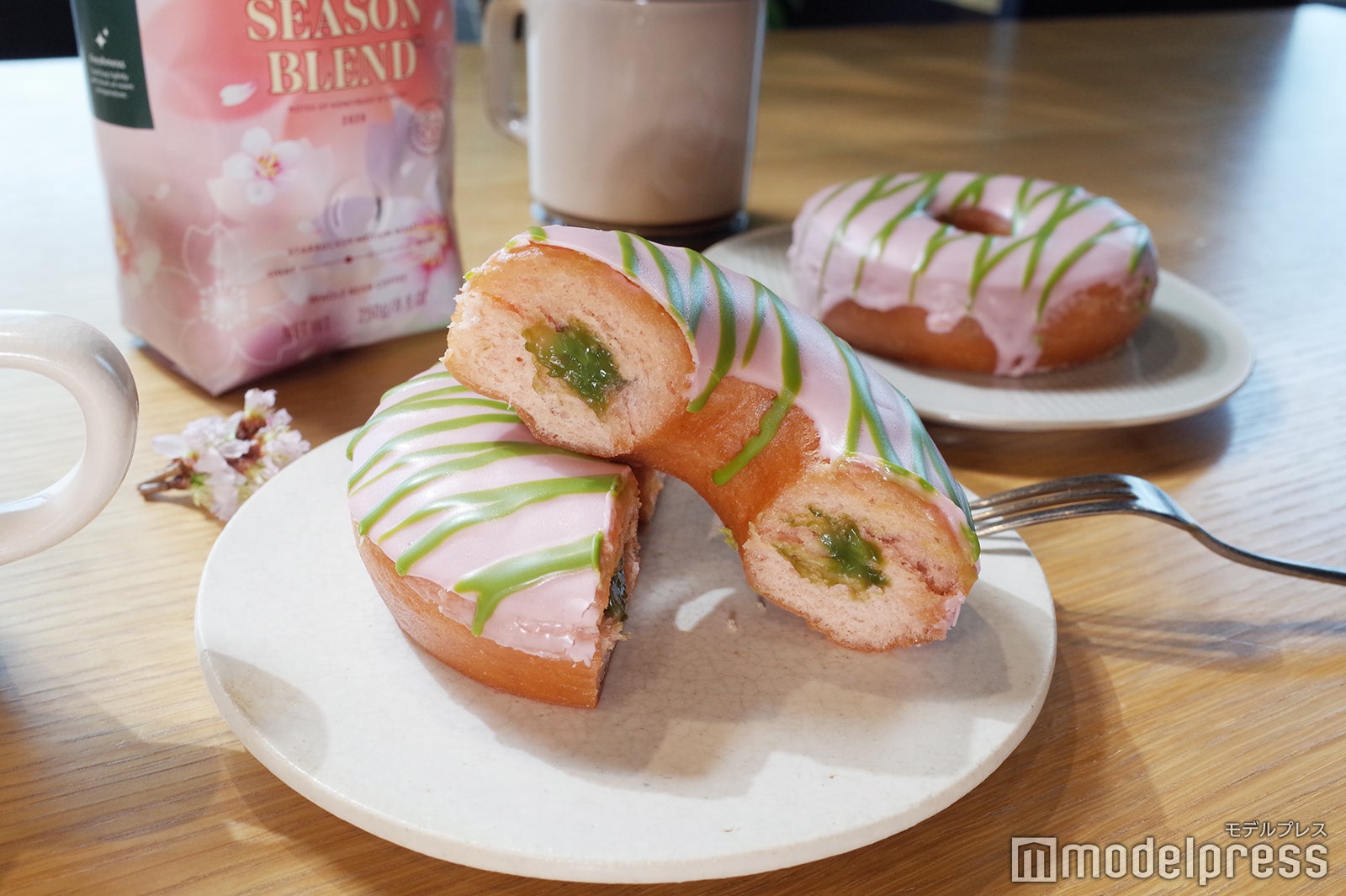 桜抹茶ドーナツ（C）モデルプレス