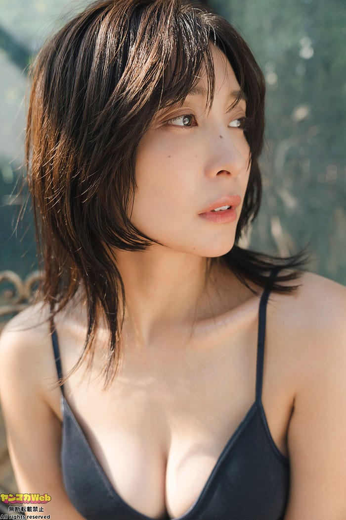 山崎真実(C)カノウリョウマ/ヤンマガWeb