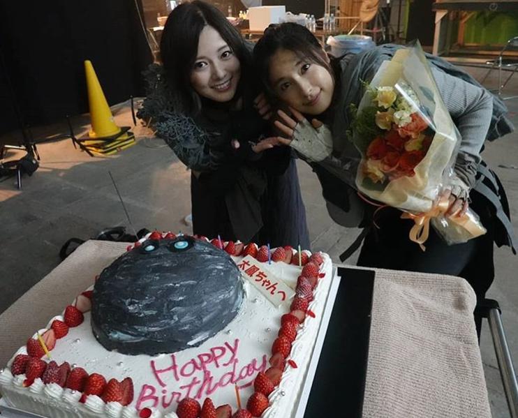 土屋太鳳、乃木坂46白石麻衣は「めっちゃ優しくて、おねえさんのよう」2ショットにファン歓喜