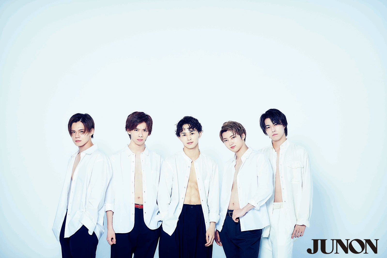 超特急、セクシー解禁 はだけたシャツで腹筋チラ見せ