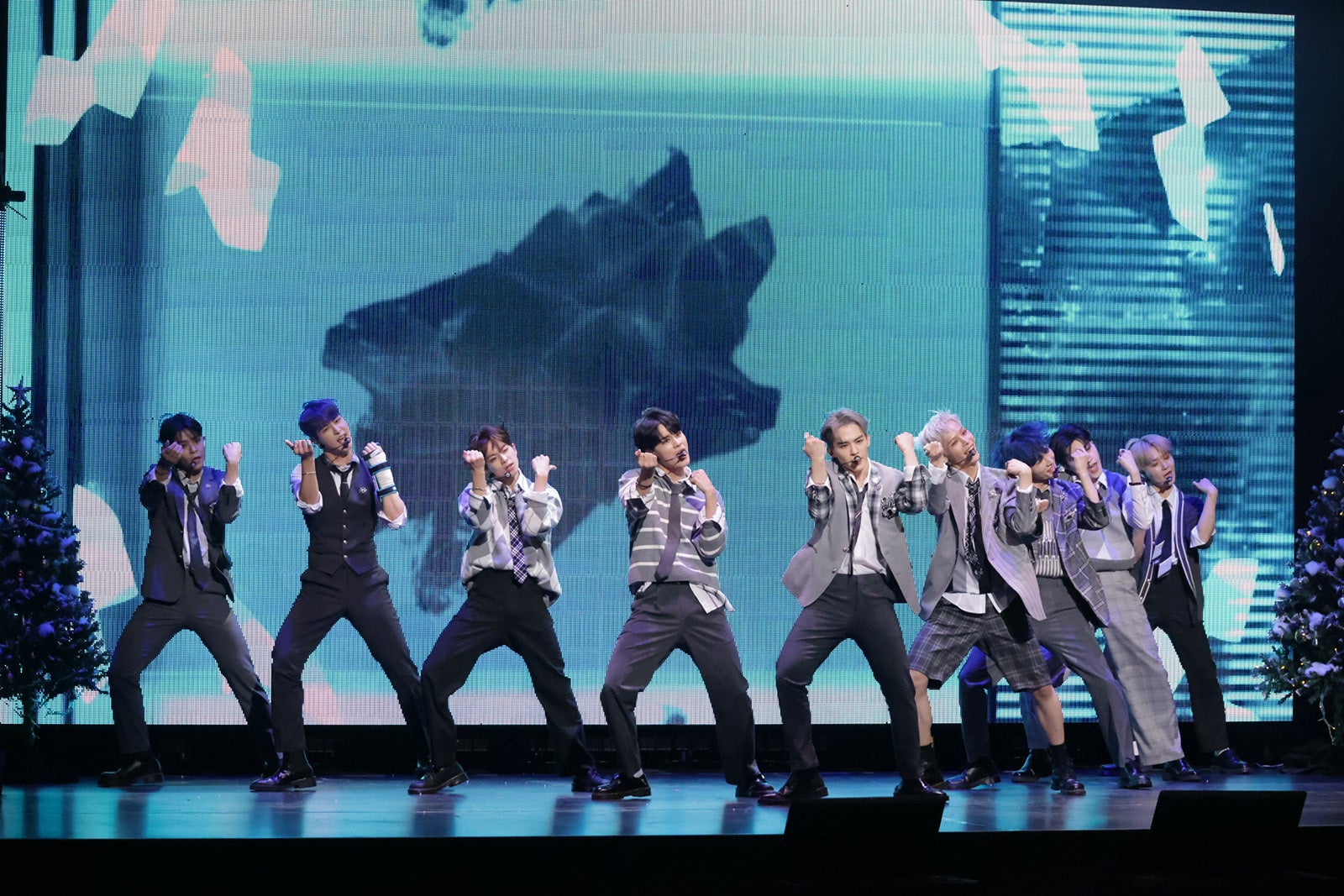 TO1（C）CJ ENM Japan