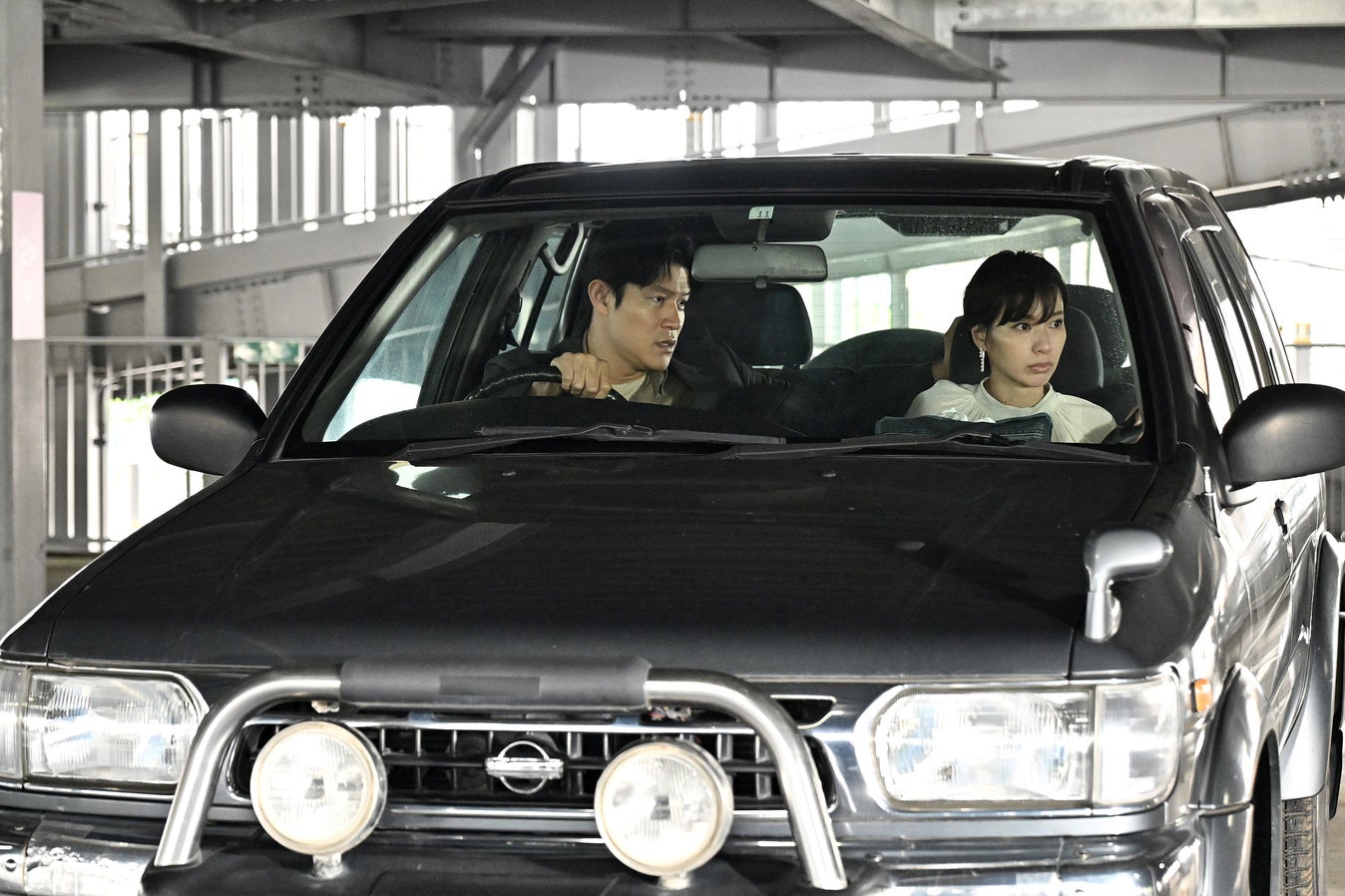 鈴木亮平、戸田恵梨香「リブート」第5話（C）TBS