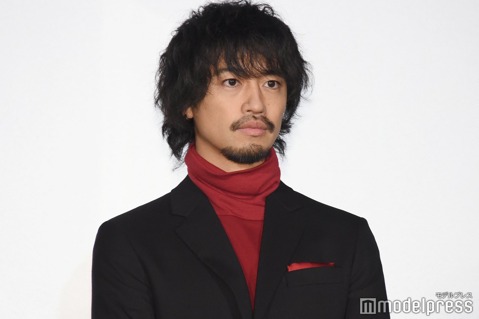 斎藤工、乳首相撲に飛び入り参加「行くしかない」