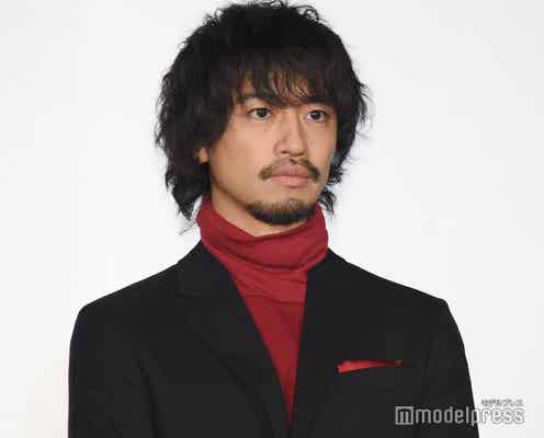 斎藤工、乳首相撲に飛び入り参加「行くしかない」