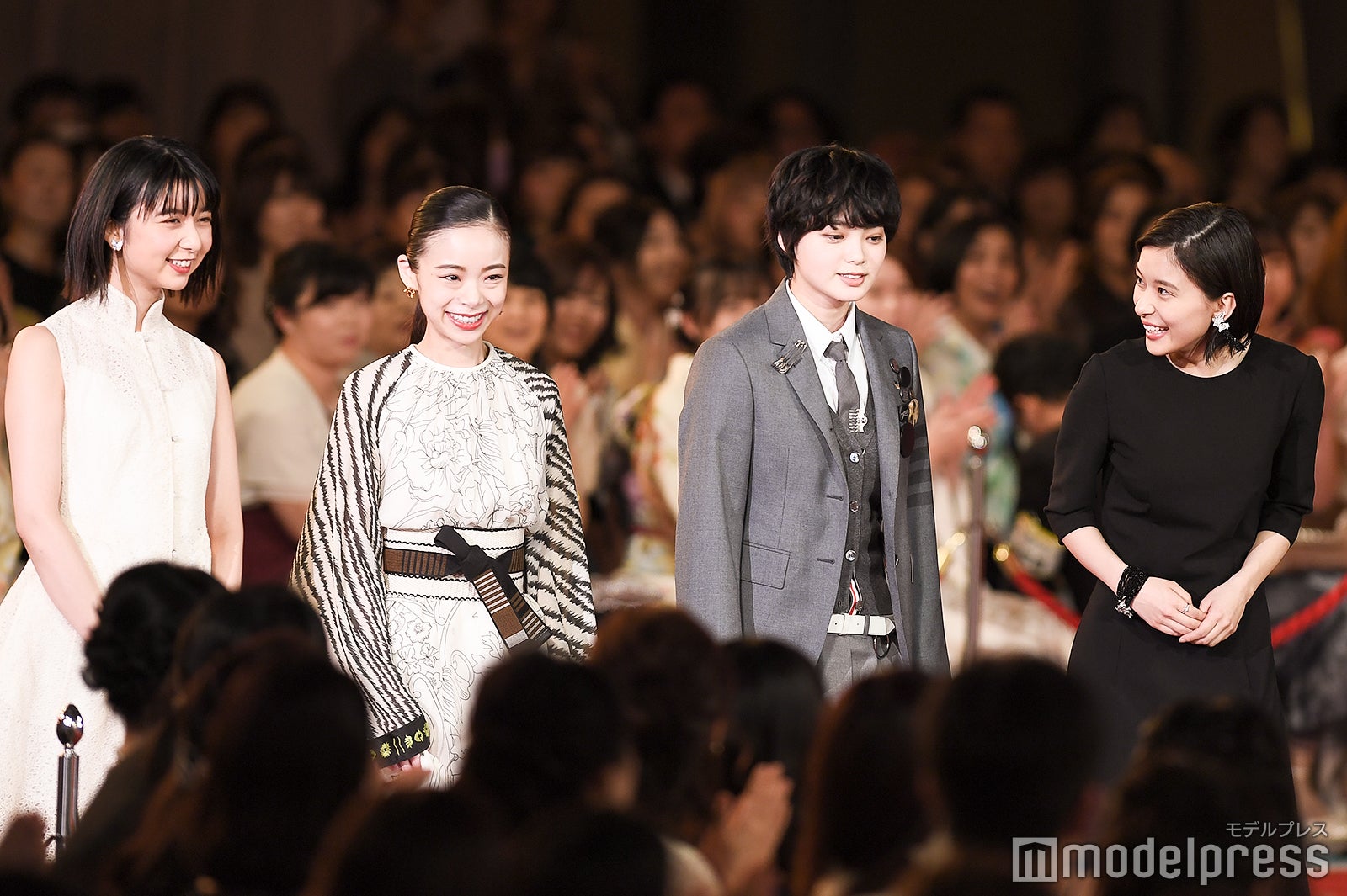 上白石萌歌、趣里、平手友梨奈、芳根京子 （C）モデルプレス