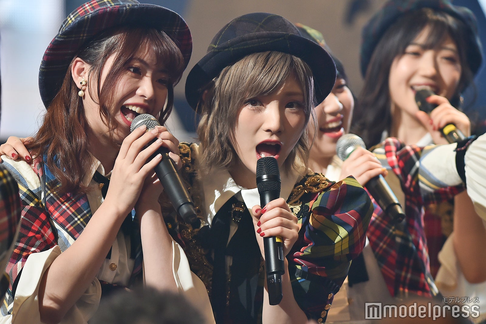 「AKB48単独コンサート～15年目の挑戦者～」 （C）モデルプレス