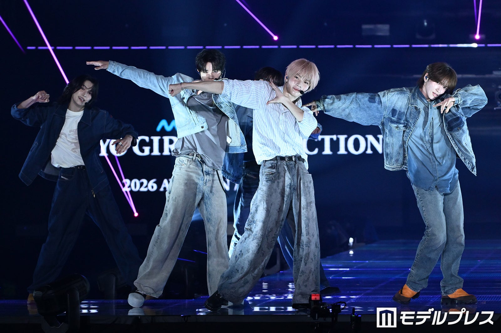 （左から）KEITO、ISSA、YOSHIKI、DAIKI（C）モデルプレス