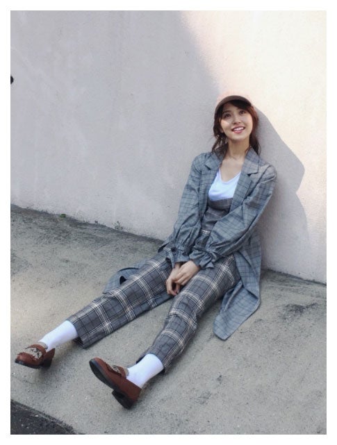 「FINE BOYS」12月号オフショット／衛藤美彩オフィシャルブログより